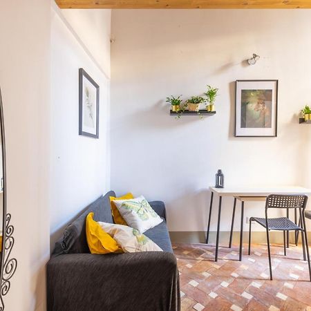 Little Sweet Trastevere Apartment โรม ภายนอก รูปภาพ