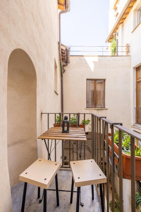 Little Sweet Trastevere Apartment โรม ภายนอก รูปภาพ