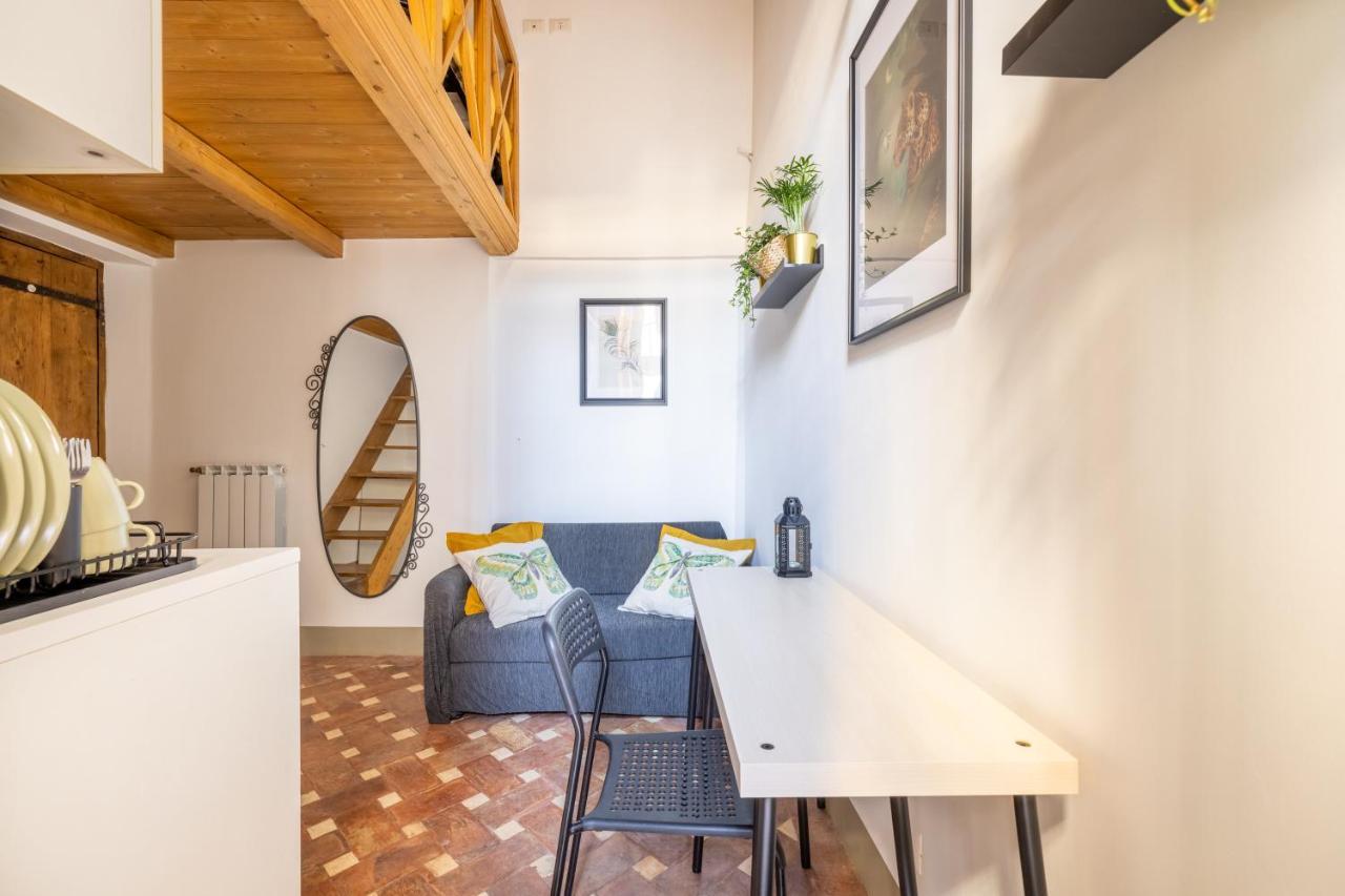 Little Sweet Trastevere Apartment โรม ภายนอก รูปภาพ