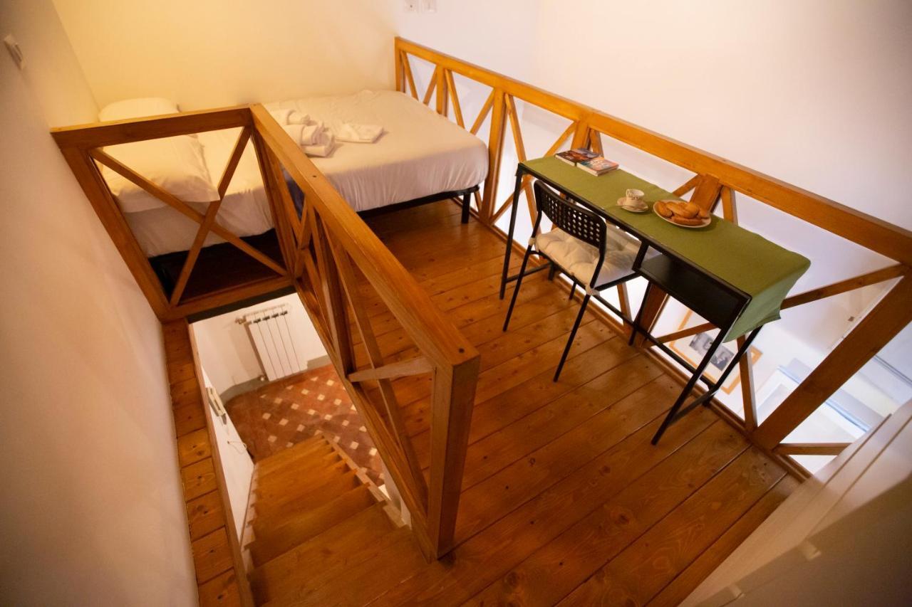 Little Sweet Trastevere Apartment โรม ภายนอก รูปภาพ